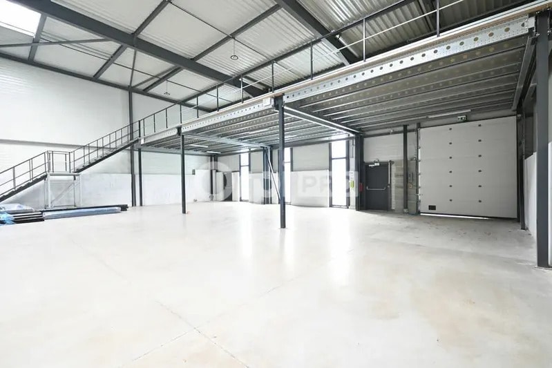 40 Rue Montgolfier, Villefontaine à louer - Photo de l’immeuble – Image 2 sur 20