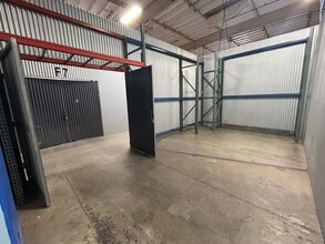 1185 Campbell Ave, San Jose, CA à louer Photo intérieure– Image 2 sur 4