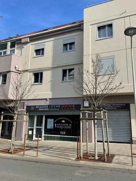 20 Rue De La Liberte, Moissy-Cramayel à louer - Photo de l’immeuble – Image 1 sur 7