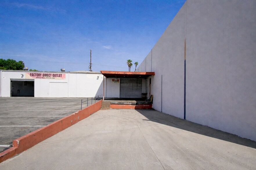 11400 Downey Ave, Downey, CA à vendre - Photo de l’immeuble – Image 3 sur 8