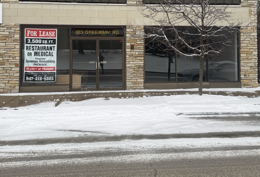 123 Green Bay Rd, Wilmette, IL à louer - Photo de l’immeuble – Image 1 sur 7