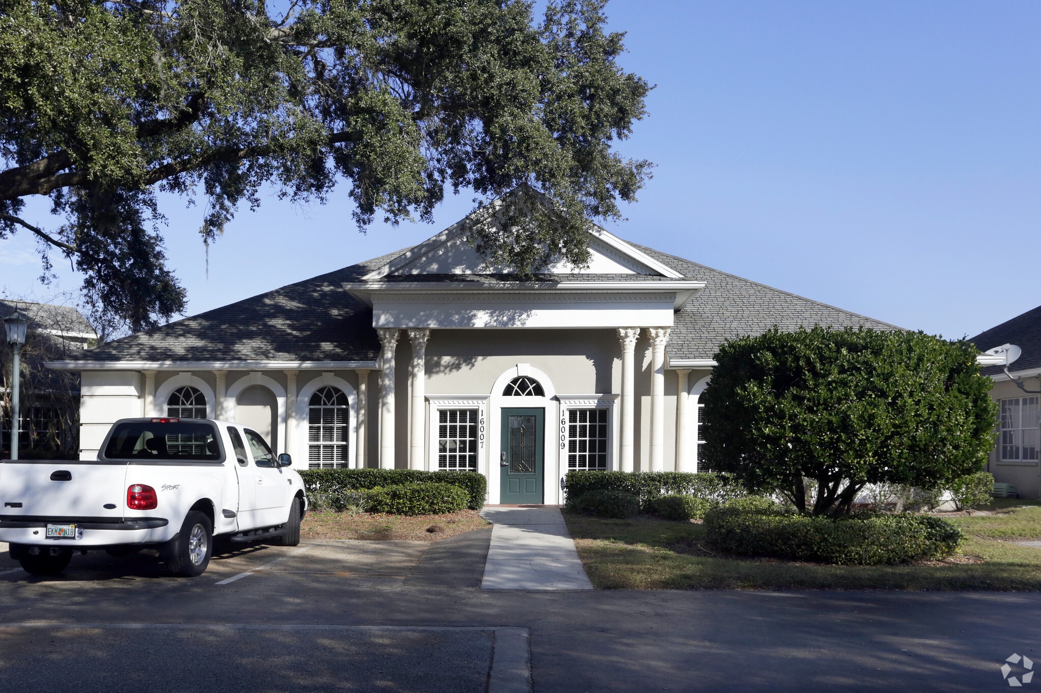 16007 N Florida Ave, Lutz, FL à louer Photo principale– Image 1 sur 20