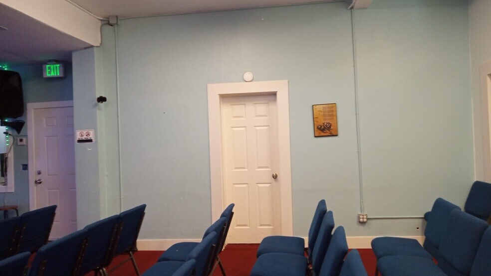 2845-2847 Ingalls St, San Francisco, CA à louer - Photo de l’immeuble – Image 2 sur 4