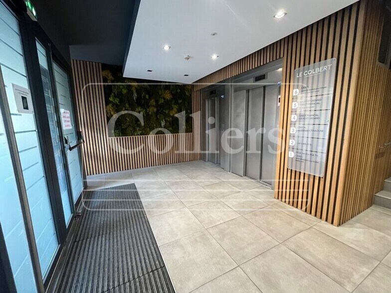 8 Rue Sainte Barbe, Marseille à louer - Hall d’entrée – Image 2 sur 11