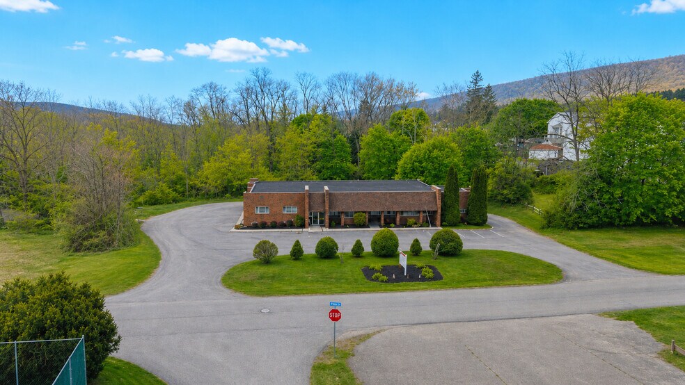 111 S Water St, Williamstown, PA à vendre - Photo principale – Image 1 sur 4