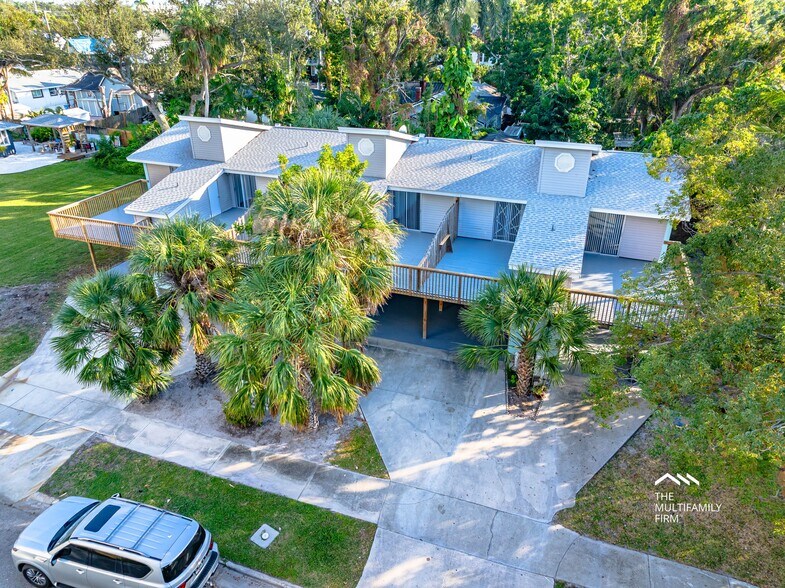 1559 7th Ave W, Bradenton, FL à vendre - Photo de l’immeuble – Image 2 sur 8