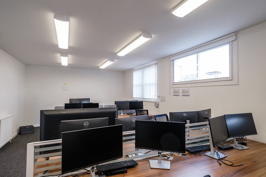 13 Bon Accord Sq, Aberdeen à louer - Photo de l’immeuble – Image 3 sur 11