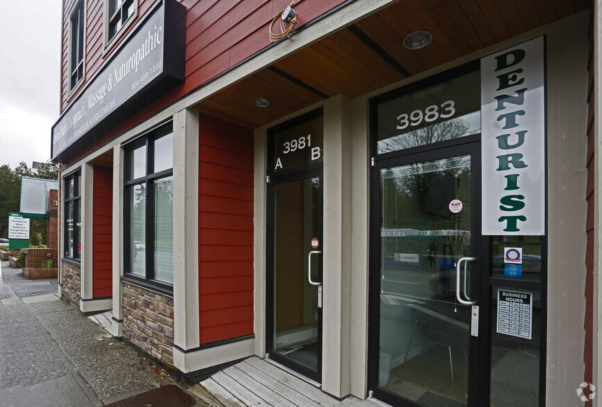 3977-3983 Kingsway, Burnaby, BC à louer - Photo de l’immeuble – Image 2 sur 15