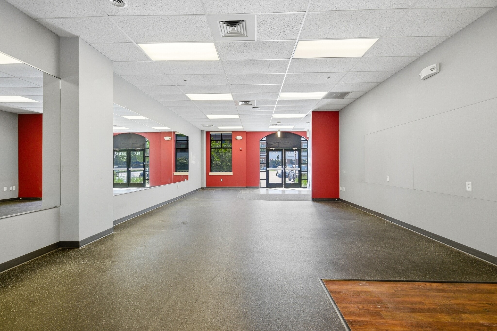 4863 Pulaski Hwy, Perryville, MD à louer Photo intérieure– Image 1 sur 22