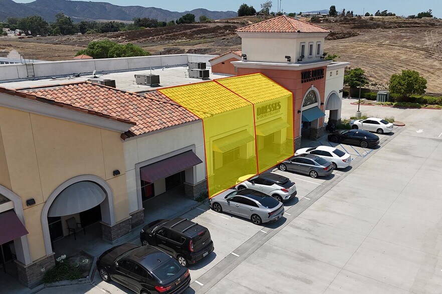 25425 Jefferson Ave, Murrieta, CA à louer - Photo de l’immeuble – Image 2 sur 5