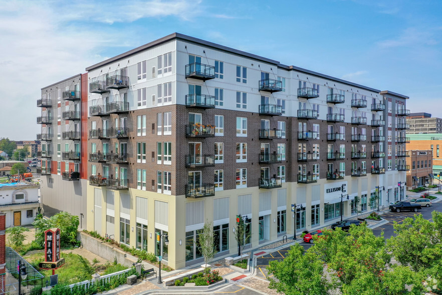1555 Ellinwood Ave, Des Plaines, IL à louer - Photo de l’immeuble – Image 3 sur 80
