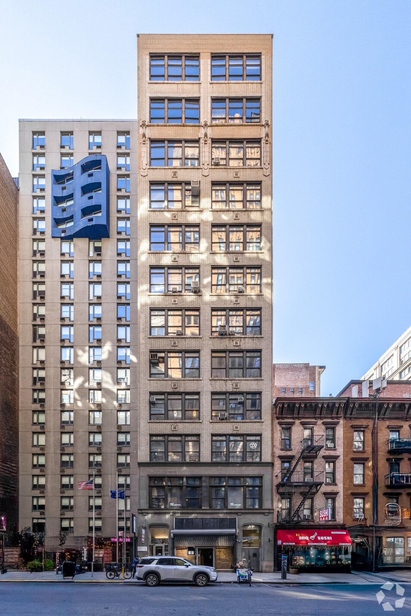 164 W 25th St, New York, NY à louer Photo de l’immeuble– Image 1 sur 6