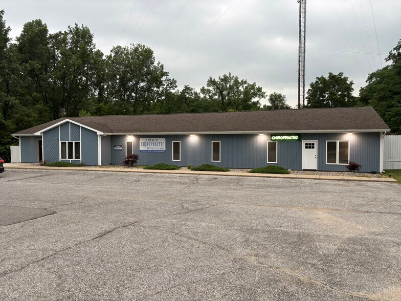 2655 N State Road 127, Angola, IN à louer - Photo de l’immeuble – Image 1 sur 9