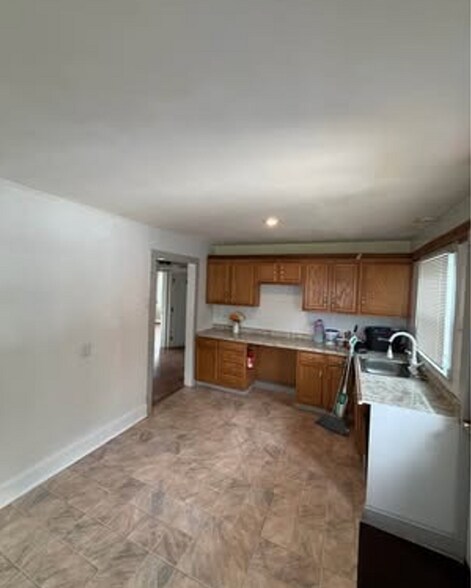 583 N Dupont Hwy, Dover, DE à louer - Photo de l’immeuble – Image 2 sur 8