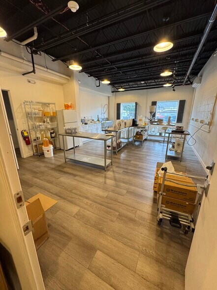 5 Mott Ave, Norwalk, CT à louer - Photo de l’immeuble – Image 2 sur 8