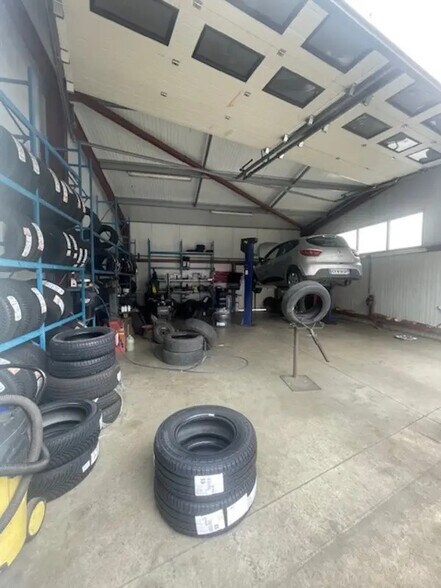 Local commercial dans Campistrous à vendre - Photo de l’immeuble – Image 2 sur 10