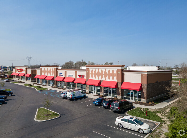 5012 Cambridge Way, Plainfield, IN à louer - Photo de l’immeuble – Image 1 sur 8