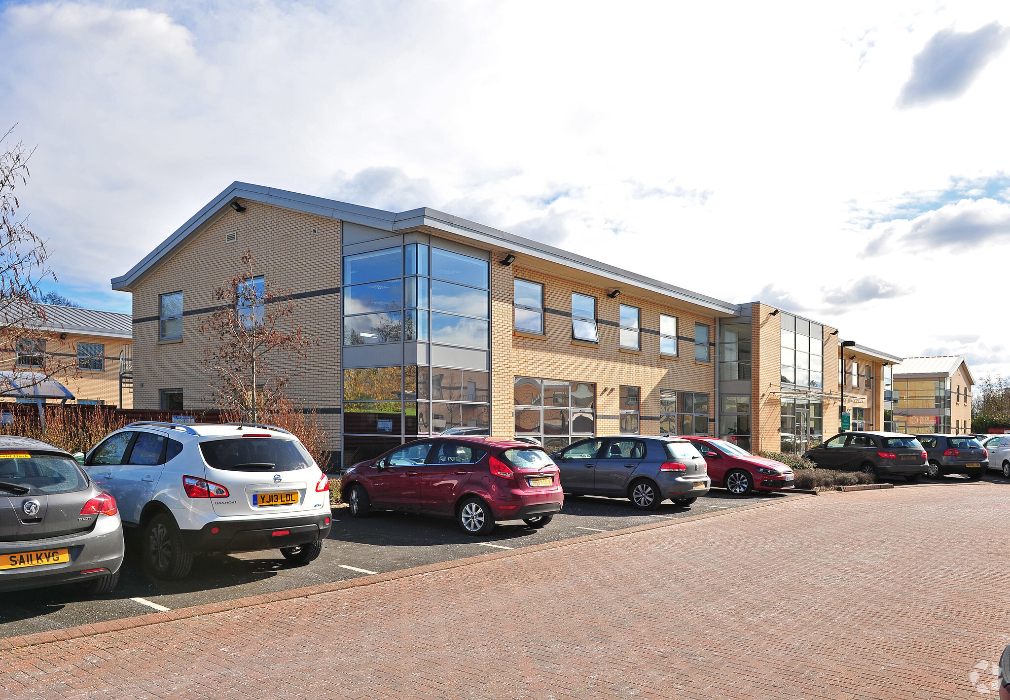 6060 Knights Ct, Birmingham à louer Photo principale– Image 1 sur 4