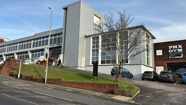 Sussex House, Crowhurst Rd, Brighton à louer - Photo de l’immeuble – Image 3 sur 12