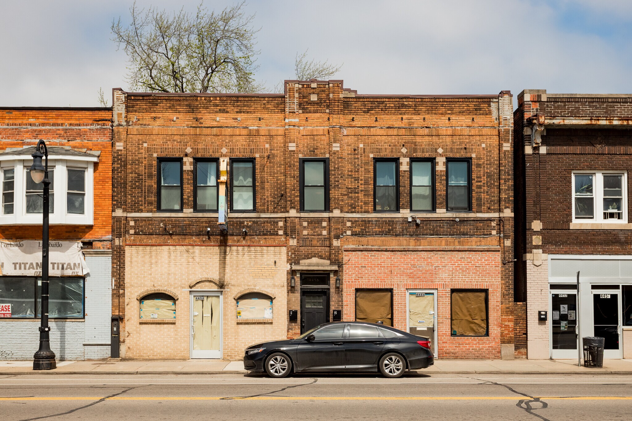 4454-4458 W Vernor Hwy, Detroit, MI à louer Photo principale– Image 1 sur 8