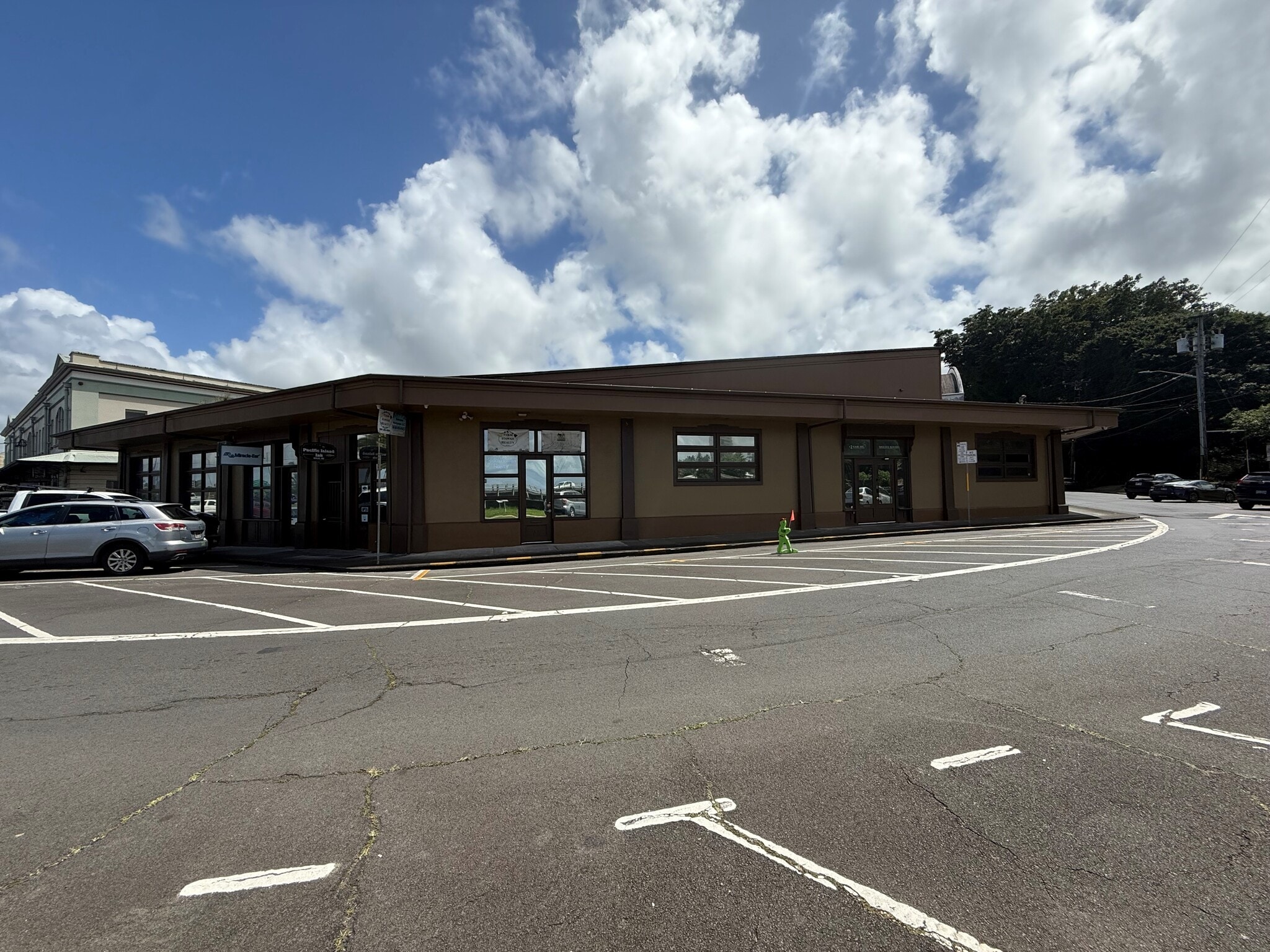 8 Kamehameha Ave, Hilo, HI à louer Photo intérieure– Image 1 sur 5