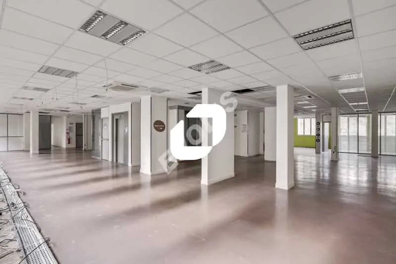 Bureau dans Paris à louer - Photo de l’immeuble – Image 2 sur 8