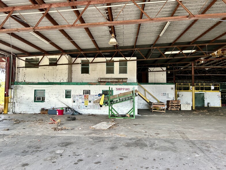 22701 Packing House rd, Parrish, FL à vendre - Photo de l’immeuble – Image 2 sur 24