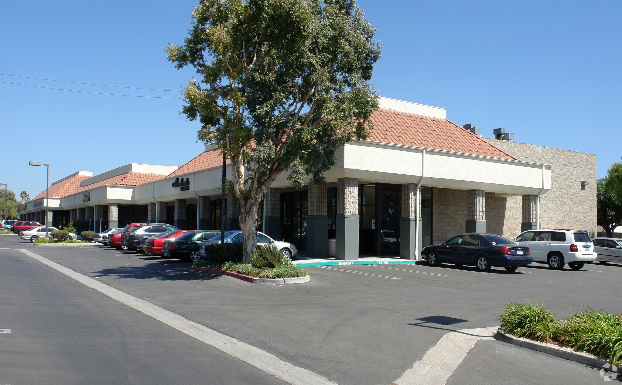 3200-3208 Los Angeles Ave, Simi Valley, CA à louer Photo principale– Image 1 sur 9