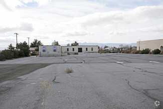 Plus de détails pour 3400 S Highway 160, Pahrump, NV - Bureau/Local commercial à louer