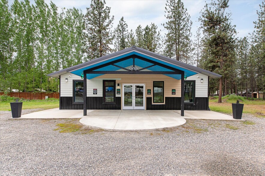 6063B Hwy 291, Nine Mile Falls, WA à vendre - Photo de l’immeuble – Image 1 sur 8