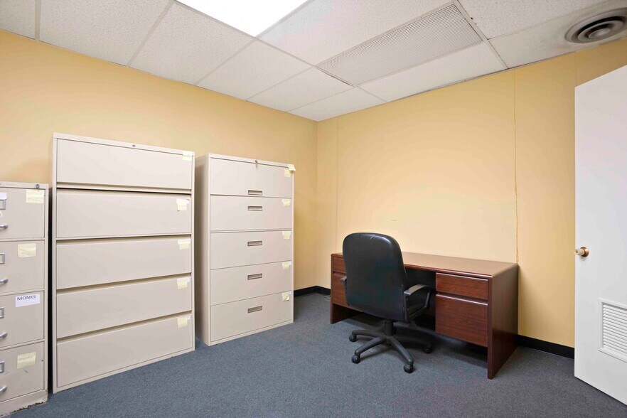 78-80 Main St, Madison, NJ à louer - Photo intérieure – Image 3 sur 44