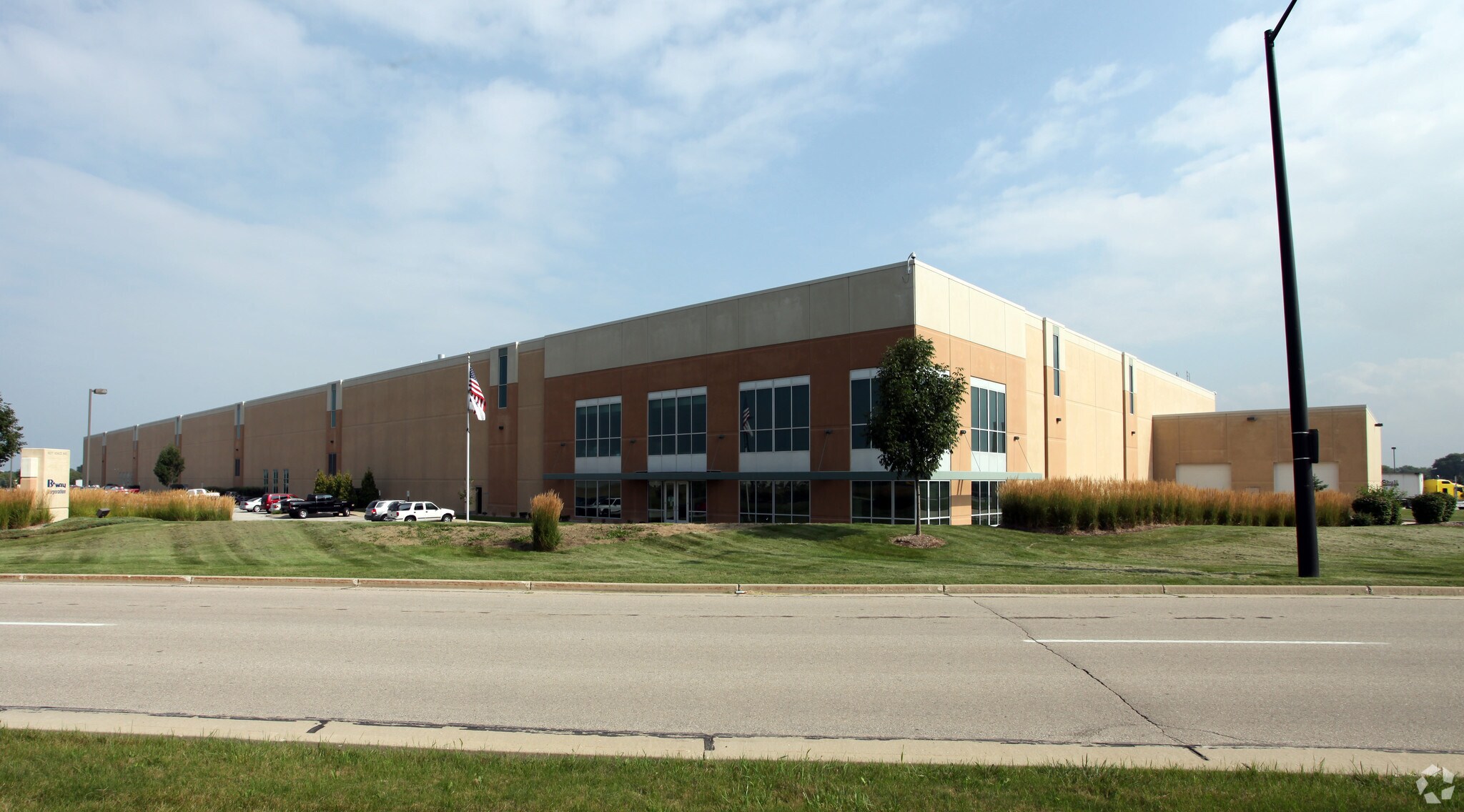 10277 Venice Ave, Sturtevant, WI à louer Photo de l’immeuble– Image 1 sur 19