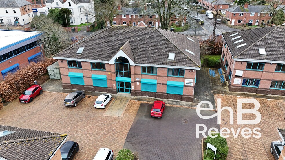 Tancred Clos, Leamington Spa à louer - Photo de l’immeuble – Image 1 sur 9