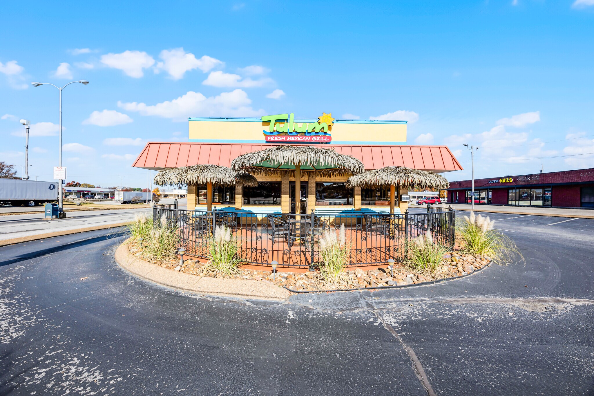 71 Carriage House Dr, Jackson, TN à vendre Photo principale– Image 1 sur 34