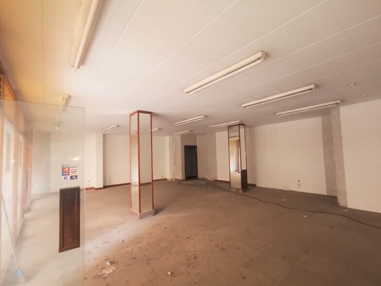 Local commercial dans Ontinyent, Valencia à vendre - Photo de l’immeuble – Image 3 sur 4
