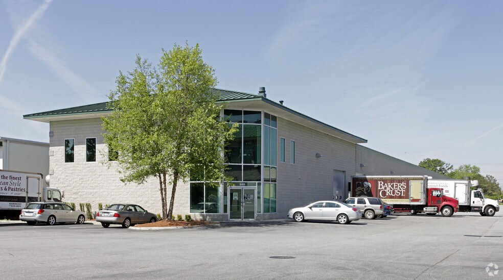 545 S Birdneck Rd, Virginia Beach, VA à louer - Photo de l’immeuble – Image 1 sur 9