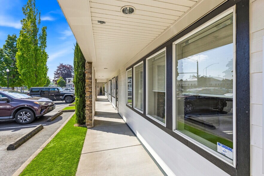 1220 Liberty St NE, Salem, OR à louer - Photo de l’immeuble – Image 3 sur 21