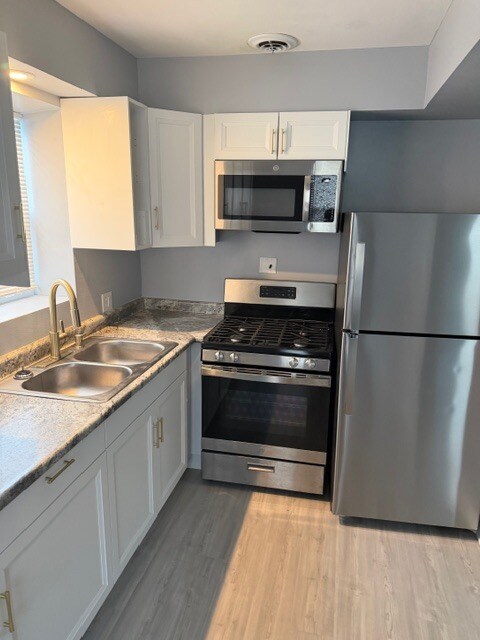 1056 5th Ave SE, Cedar Rapids, IA à vendre Photo principale– Image 1 sur 5