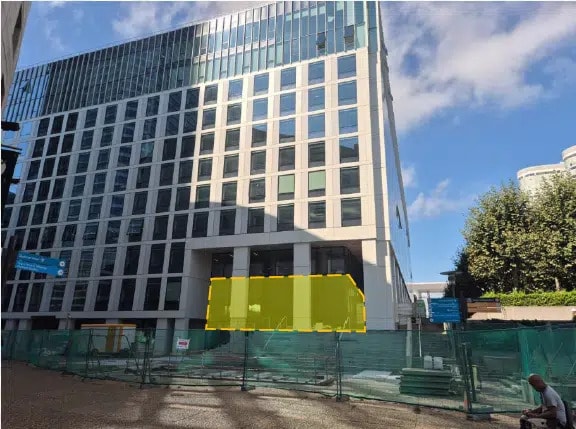 Local commercial dans Puteaux à louer - Photo de l’immeuble – Image 2 sur 10