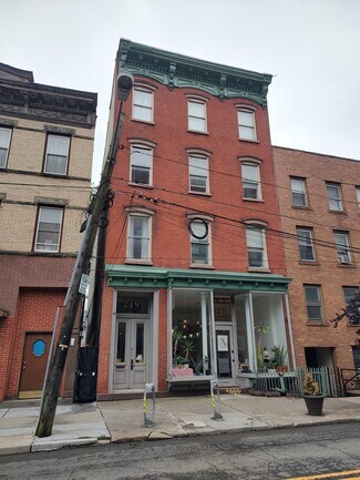 Plus de détails pour 219 Montgomery St, Jersey City, NJ - Bureau à louer