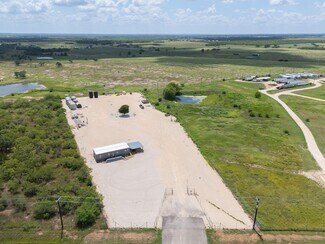 Plus de détails pour 804 Highway 304, Gonzales, TX - Bureau à vendre