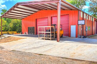 Plus de détails pour 28908 Richard Kaye Ln, Pinehurst, TX - Industriel/Logistique à louer