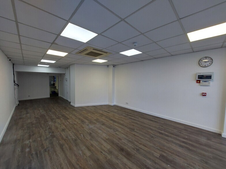 1-5 Titchfield St, Kilmarnock à louer - Photo de l’immeuble – Image 2 sur 4