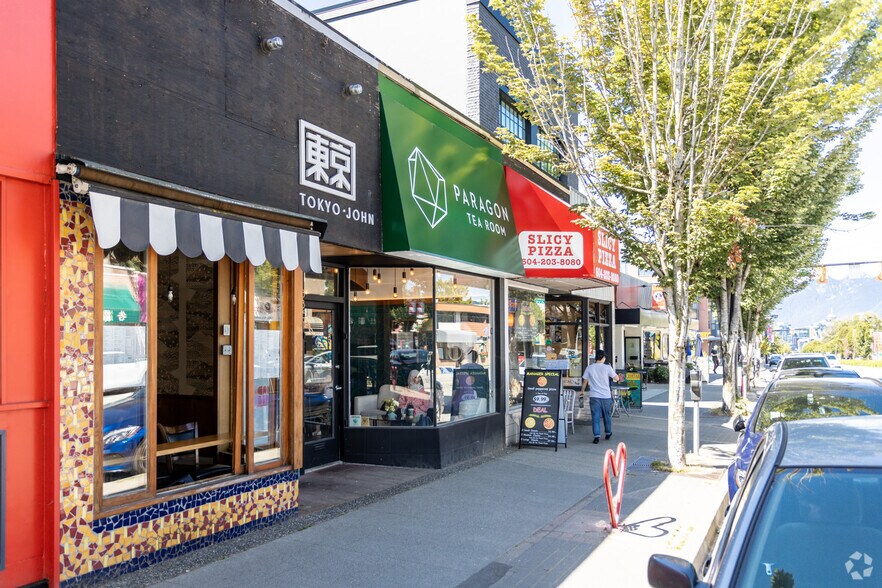 3361 Cambie St, Vancouver, BC à louer - Photo de l’immeuble – Image 3 sur 5