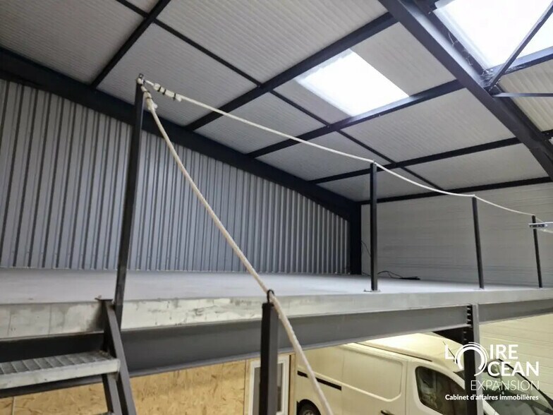 Local d’activités dans CHEMERE à louer - Photo intérieure – Image 3 sur 5