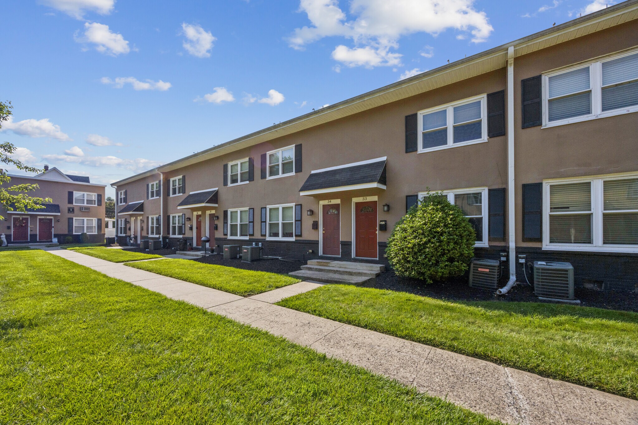 101 E Camden Ave, Moorestown, NJ à vendre Photo de l’immeuble– Image 1 sur 8