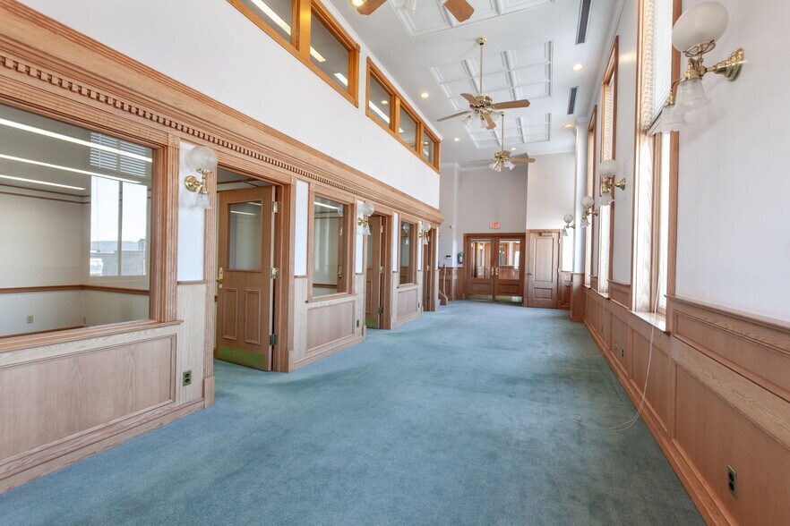 772 W Main St, Lake Geneva, WI à louer - Photo de l’immeuble – Image 2 sur 25