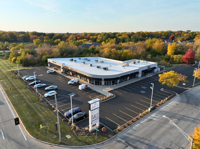 6824-6860 Spring Creek Rd, Rockford, IL à louer - Photo de l’immeuble – Image 1 sur 5