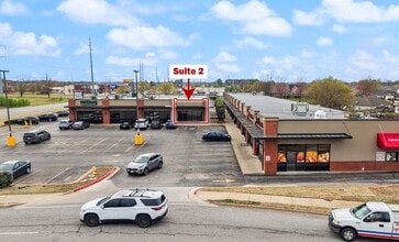 2500-2502 SW 14th St, Bentonville, AR à louer Photo intérieure– Image 1 sur 14