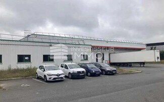 Plus de détails pour Local d'activités à louer